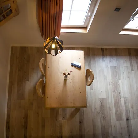 Отель Hotel-restaurant Zur Traube Альтенар